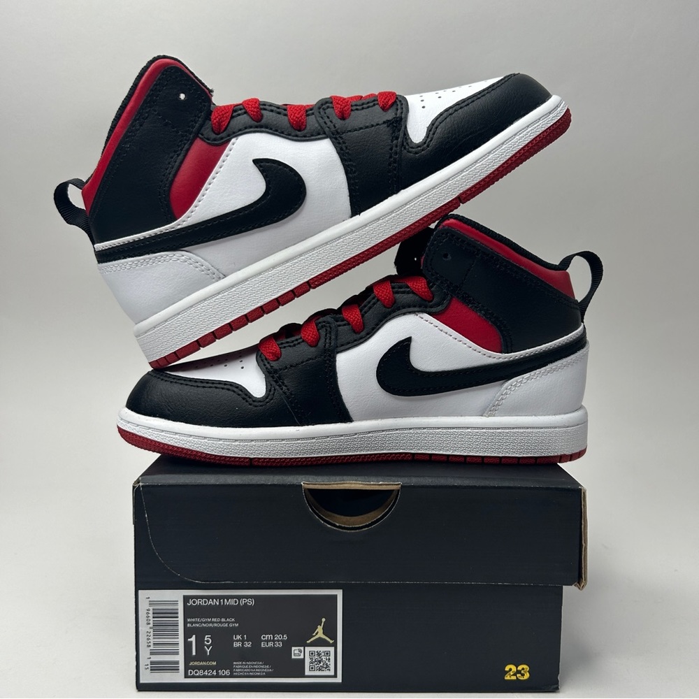 Nike Air Jordan 1 Retro Mid PS “Gym Red/Black Toe” 2023 - Picture 3 of 4